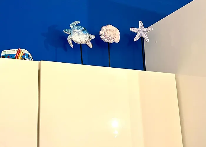 Torres Del Castillo, 208marina 科斯塔德安提瓜